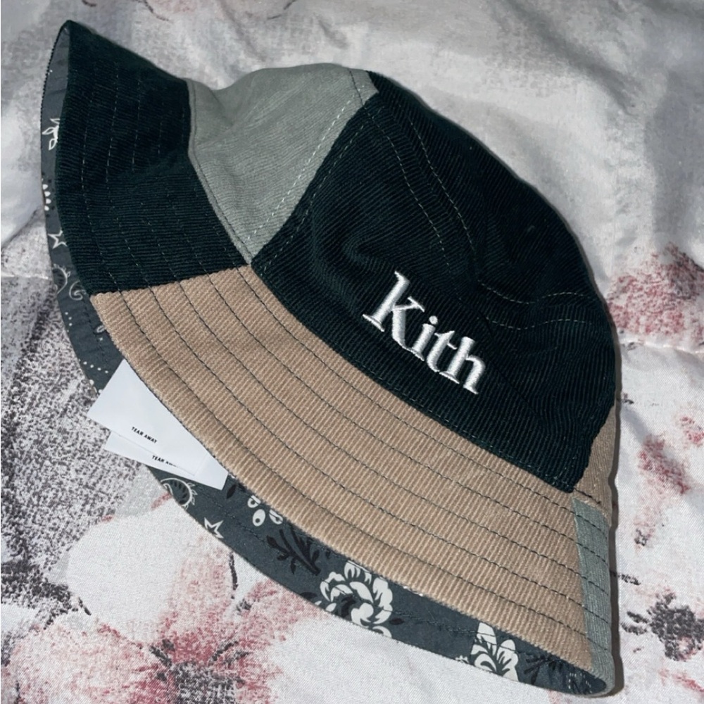 Kith baby bucket hat.